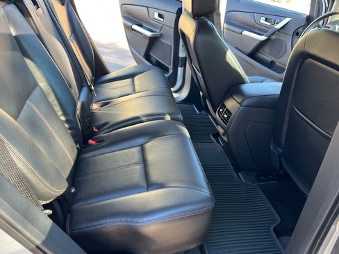 Used 2013 Ford Edge Limited image 25