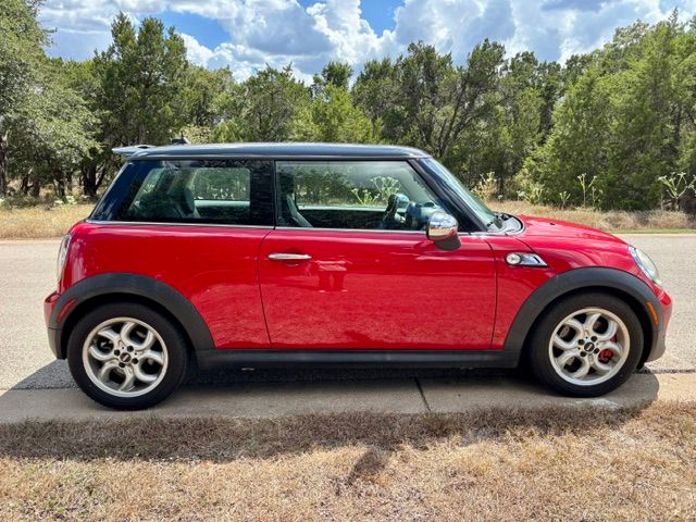 Used 2011 MINI Cooper S FWD image 1