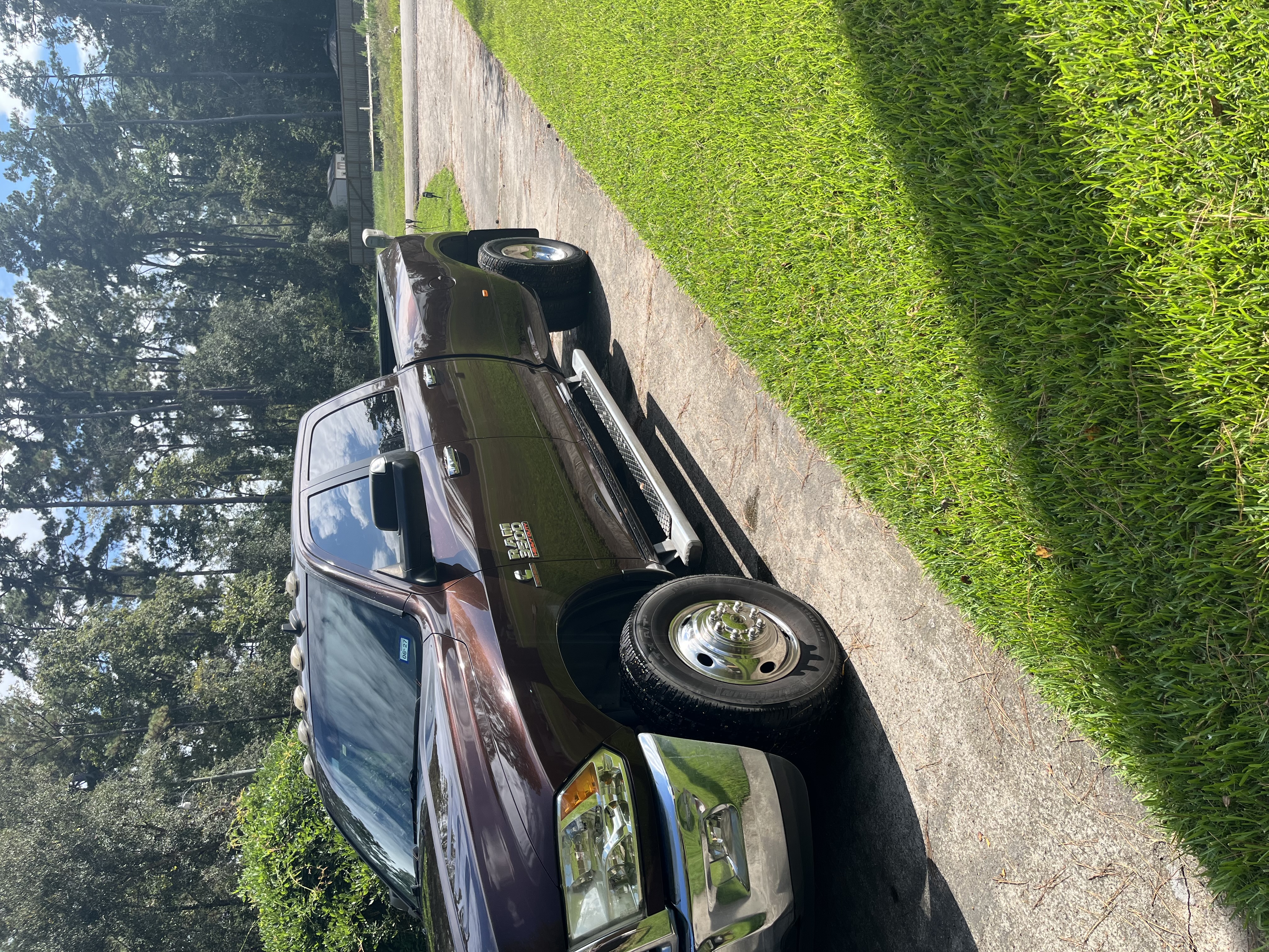 Used 2015 RAM 3500 Lone Star AWD/4WD image 2