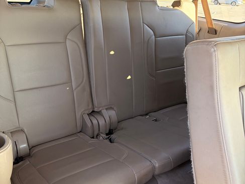 Used 2015 GMC Yukon XL SLT w/ Open Road Package image 13
