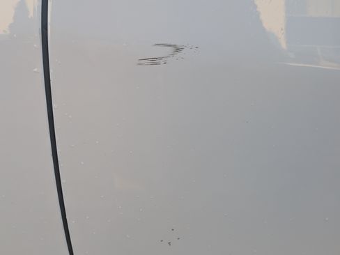 Used 2019 Chevrolet Equinox LT w/ Driver Convenience Package image 16