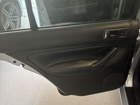 Used 2003 Volkswagen Jetta GLI image 15