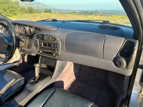 Used 1999 Porsche Boxster RWD image 20