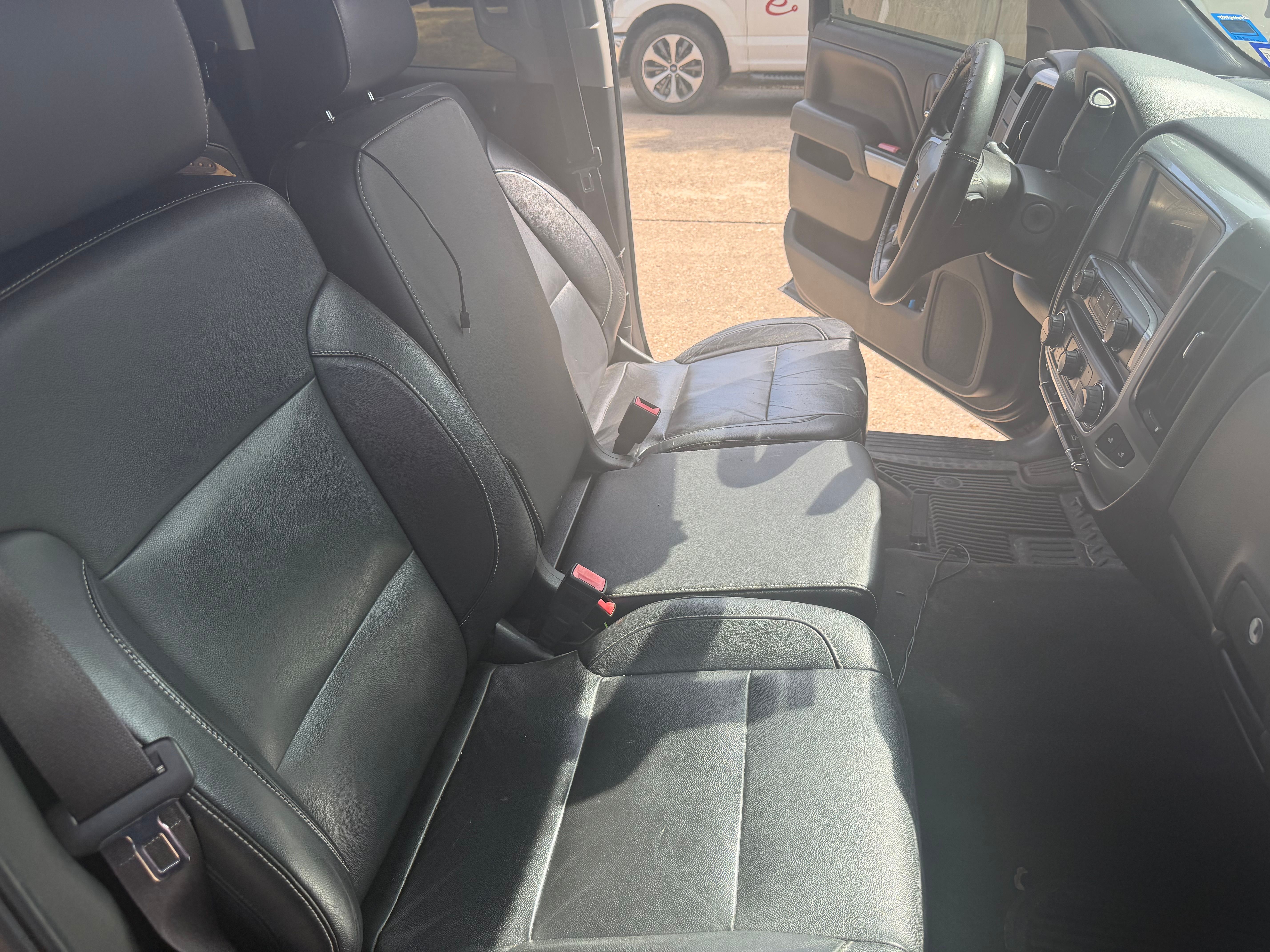 Used 2014 Chevrolet Silverado 1500 LT w/ Texas Edition, 1LT Trim RWD image 5