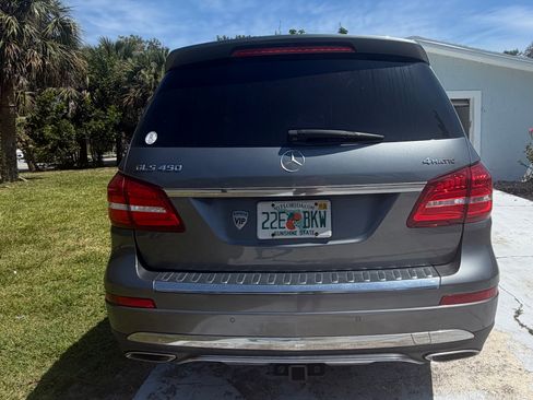Used 2019 Mercedes-Benz GLS 450 4MATIC image 4