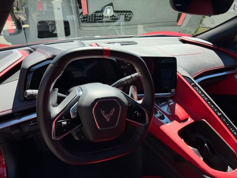 Used 2021 Chevrolet Corvette Stingray Coupe 2D w/ Z51 Performance Package image 11