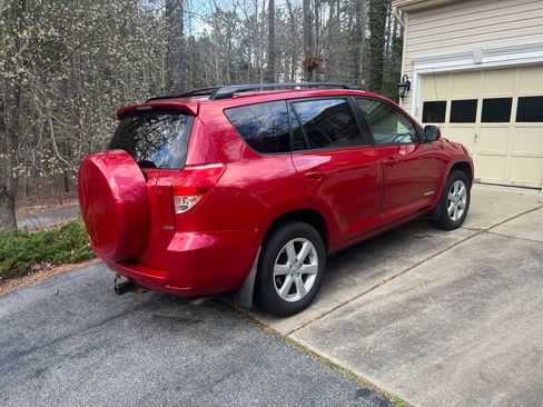 Used 2007 Toyota RAV4 Limited image 4