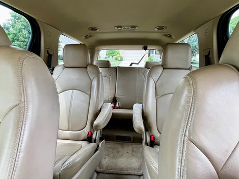 Used 2012 GMC Acadia SLT FWD image 13