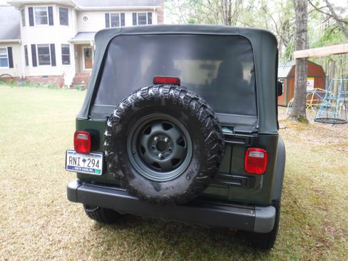 Used 2005 Jeep Wrangler X w/ Willys Edition Group image 6
