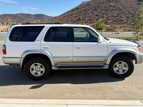 Used 1999 Toyota 4Runner Limited w/ Upgrade Value Pkg 5 AWD/4WD image 5