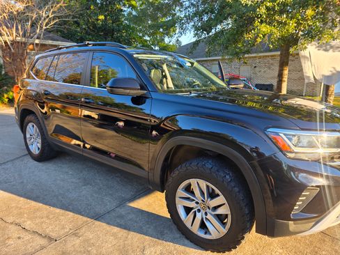 Used 2021 Volkswagen Atlas S image 1