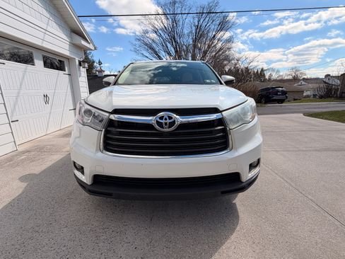Used 2015 Toyota Highlander Limited image 8