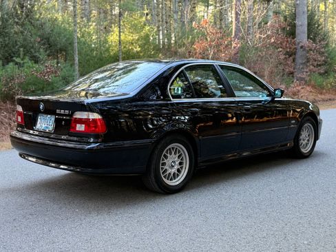Used 2001 BMW 525i Sedan image 4