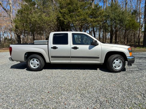 Used 2007 Chevrolet Colorado LT image 1