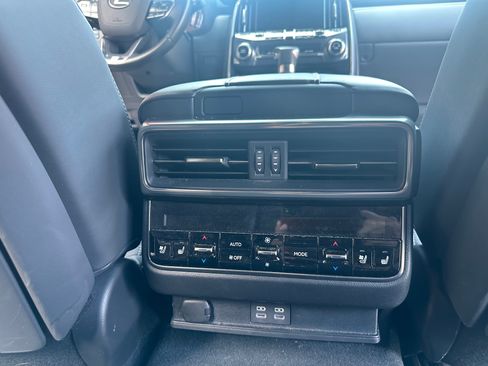 Used 2024 Lexus LX 600 F Sport AWD/4WD image 16