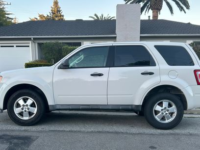 Used 2010 Ford Escape XLS