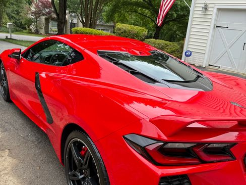Used 2020 Chevrolet Corvette Stingray Preferred Cpe w/ 2LT Preferred Equipment Group RWD image 5