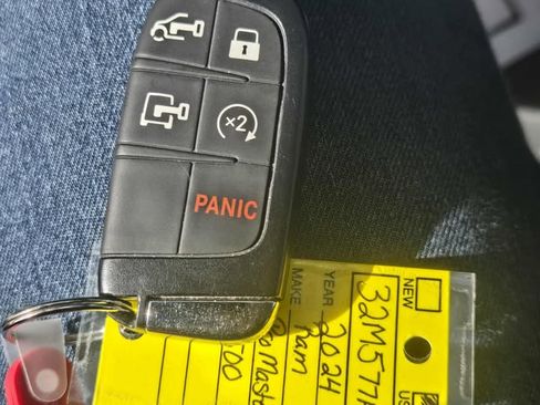 Used 2024 RAM ProMaster 3500 w/ Cold Weather Group image 15