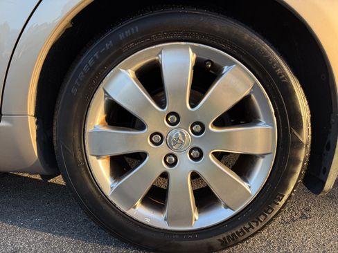 Used 2007 Toyota Avalon XL image 9