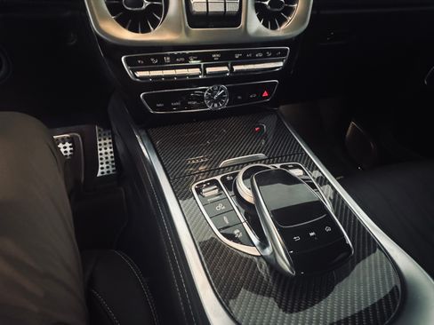 Used 2024 Mercedes-Benz G 63 AMG 4MATIC image 2