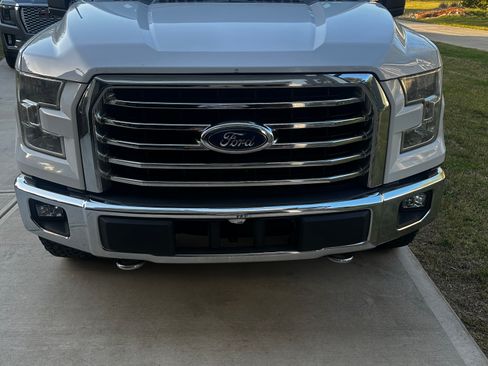 Used 2016 Ford F150 XLT w/ Equipment Group 302A Luxury image 4