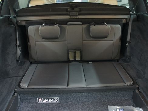 Used 2017 Mercedes-Benz E 400 4MATIC Wagon image 31