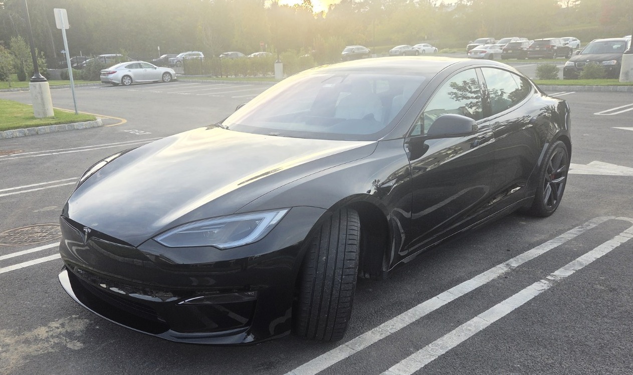Used 2023 Tesla Model S Plaid AWD/4WD image 20