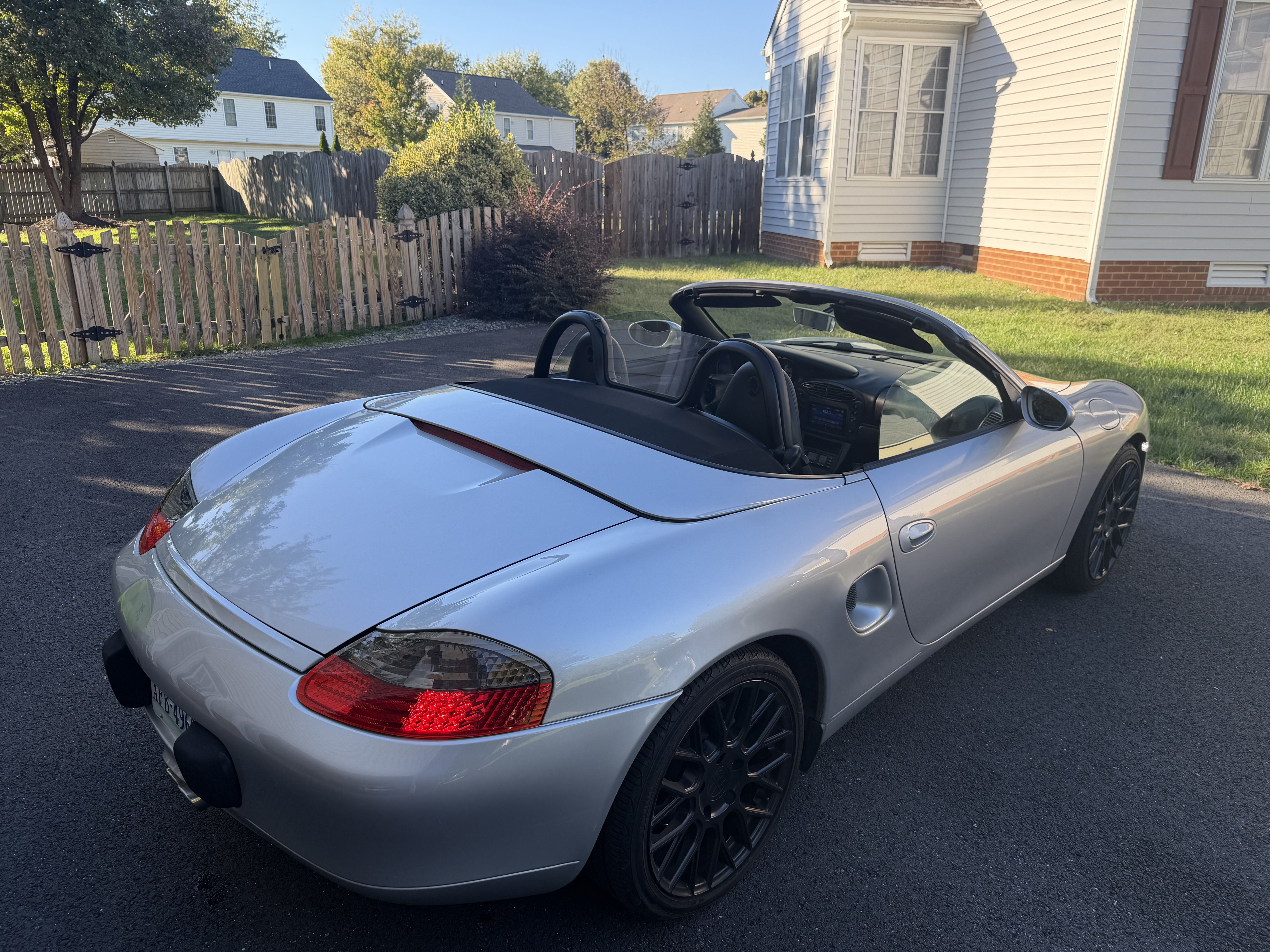 Used 1997 Porsche Boxster RWD image 2