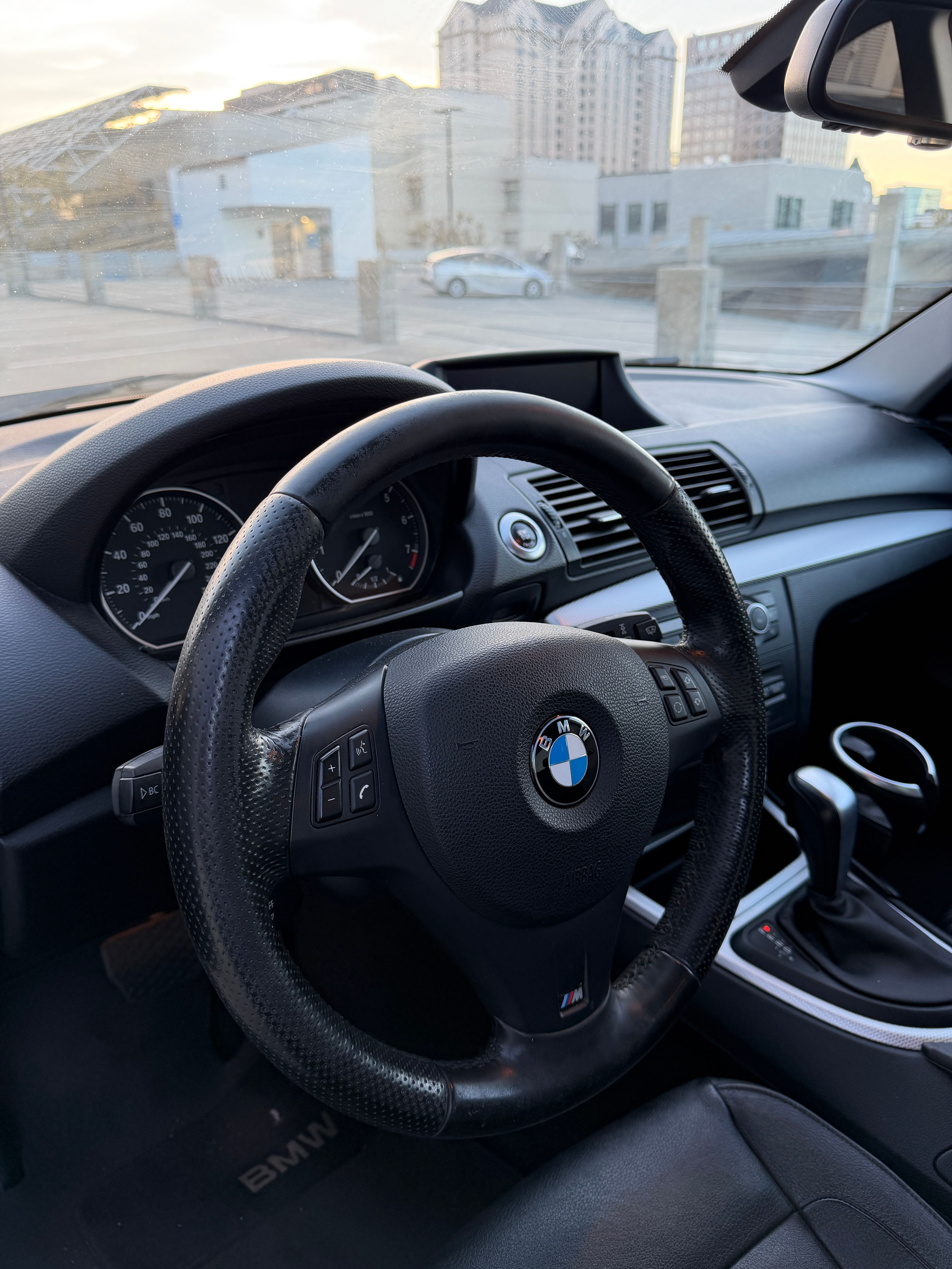 Used 2012 BMW 128i Coupe RWD image 6