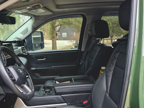 Used 2023 Toyota Tundra Limited w/ TRD Off-Road Package image 11