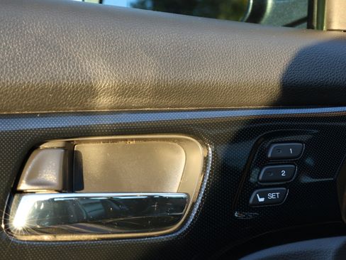 Used 2013 Honda Accord EX-L image 17