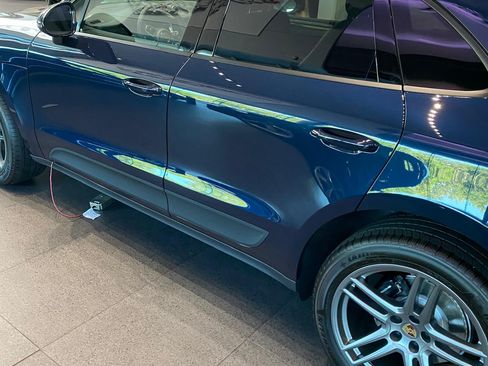 Used 2020 Porsche Macan image 6