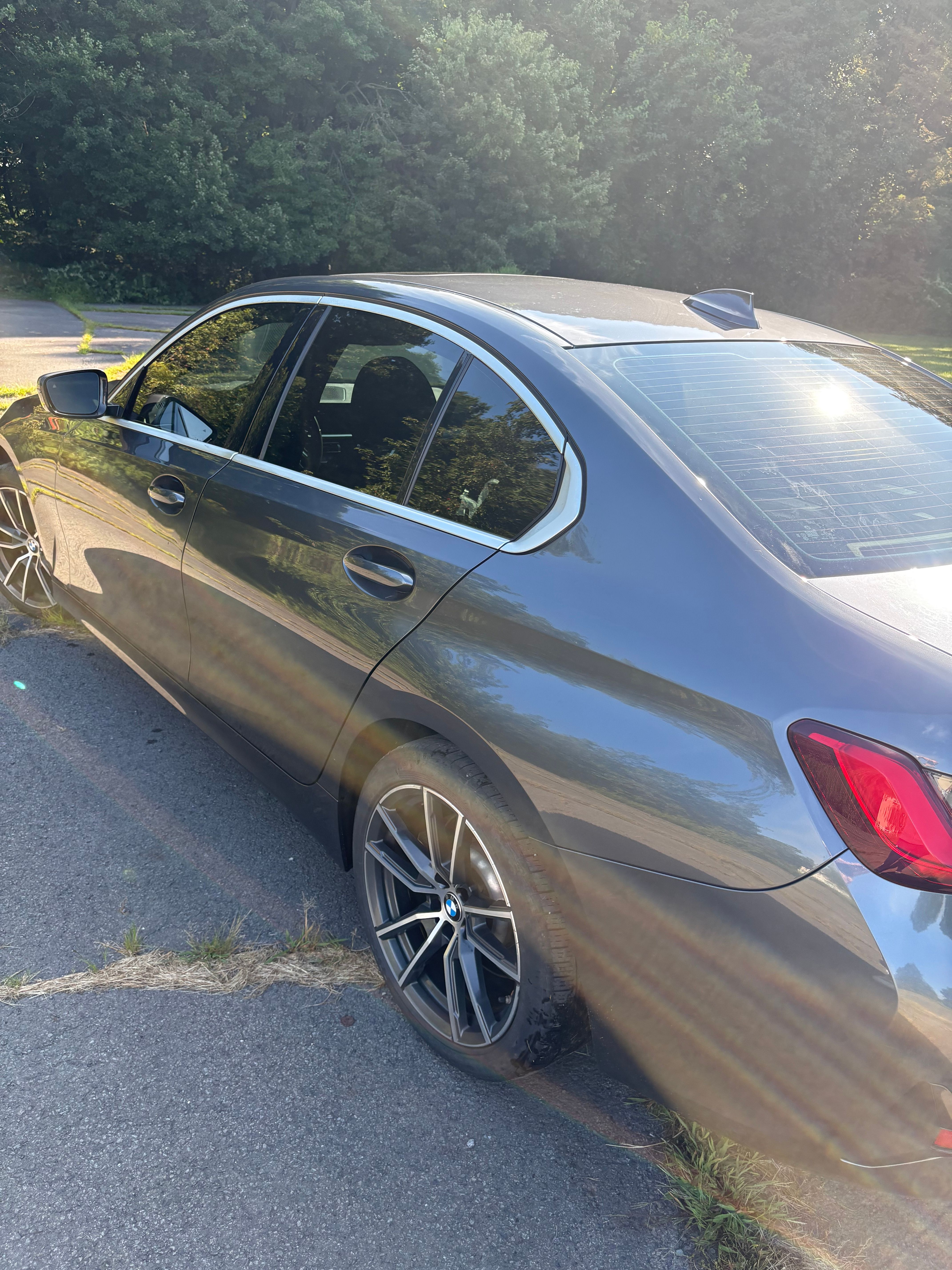 Used 2020 BMW 330i xDrive Sedan w/ Premium Package AWD/4WD image 9