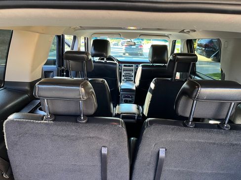 Used 2009 Ford Flex SEL image 10