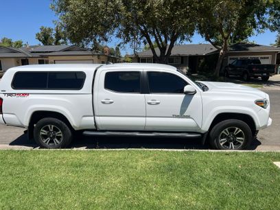 Used 2019 Toyota Tacoma TRD Sport w/ Technology Package