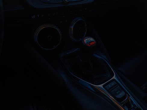 Used 2019 Chevrolet Camaro SS image 14