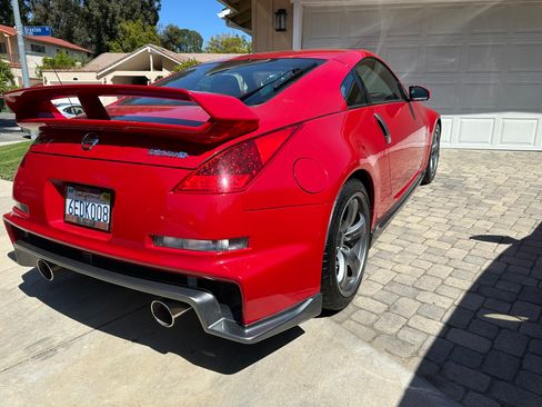 Used 2007 Nissan 350Z NISMO image 8
