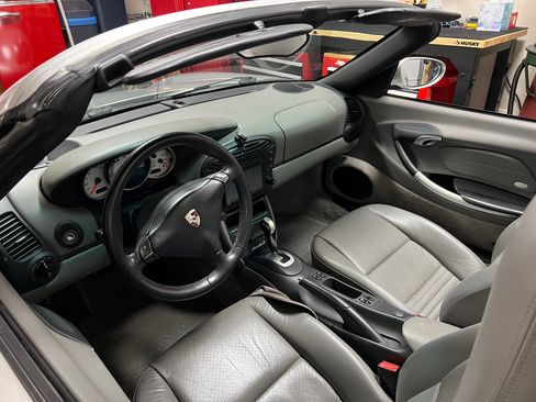 Used 2001 Porsche Boxster S RWD image 15