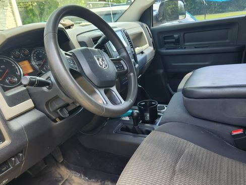 Used 2012 RAM 2500 ST w/ Chrome Appearance Group image 4