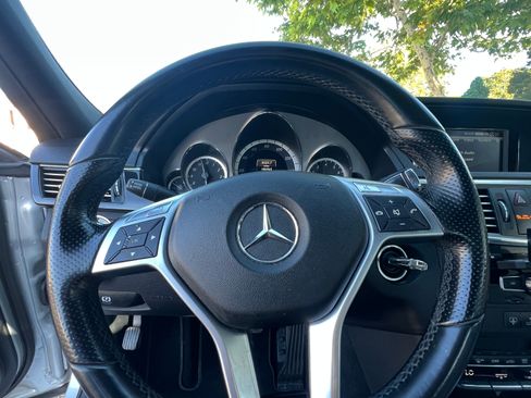Used 2013 Mercedes-Benz E 350 Sedan image 14