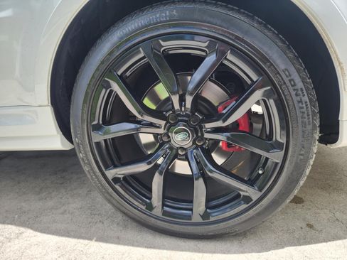 Used 2020 Land Rover Range Rover Sport SVR image 10