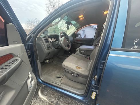 Used 2006 Dodge Ram 2500 Truck SLT w/ Quad Cab Big Horn Value Group image 7