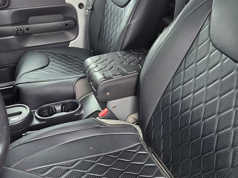 Used 2008 Jeep Wrangler Unlimited Sahara w/ Trailer Tow Group image 10