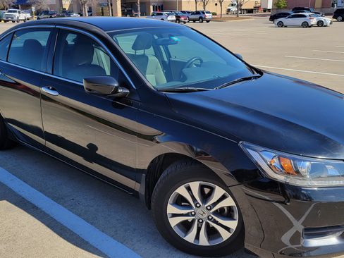 Used 2015 Honda Accord LX image 8
