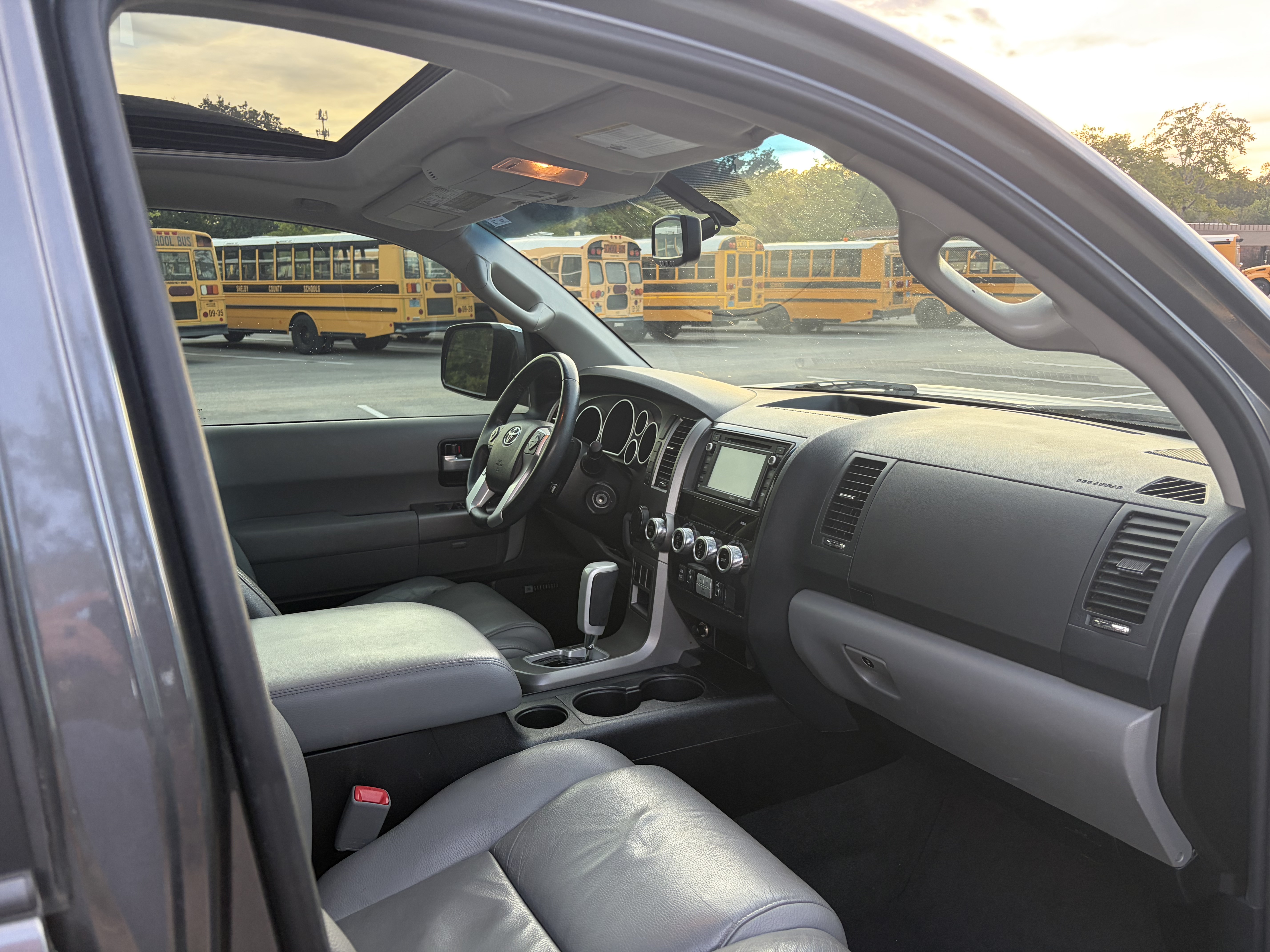 Used 2016 Toyota Sequoia Limited w/ Safety & Convenience Package RWD image 13