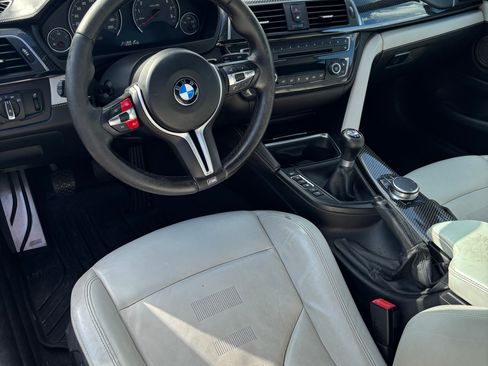 Used 2018 BMW M4 Coupe image 9