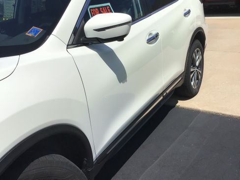 Used 2018 Nissan Rogue SL w/ Premium Package AWD/4WD image 1