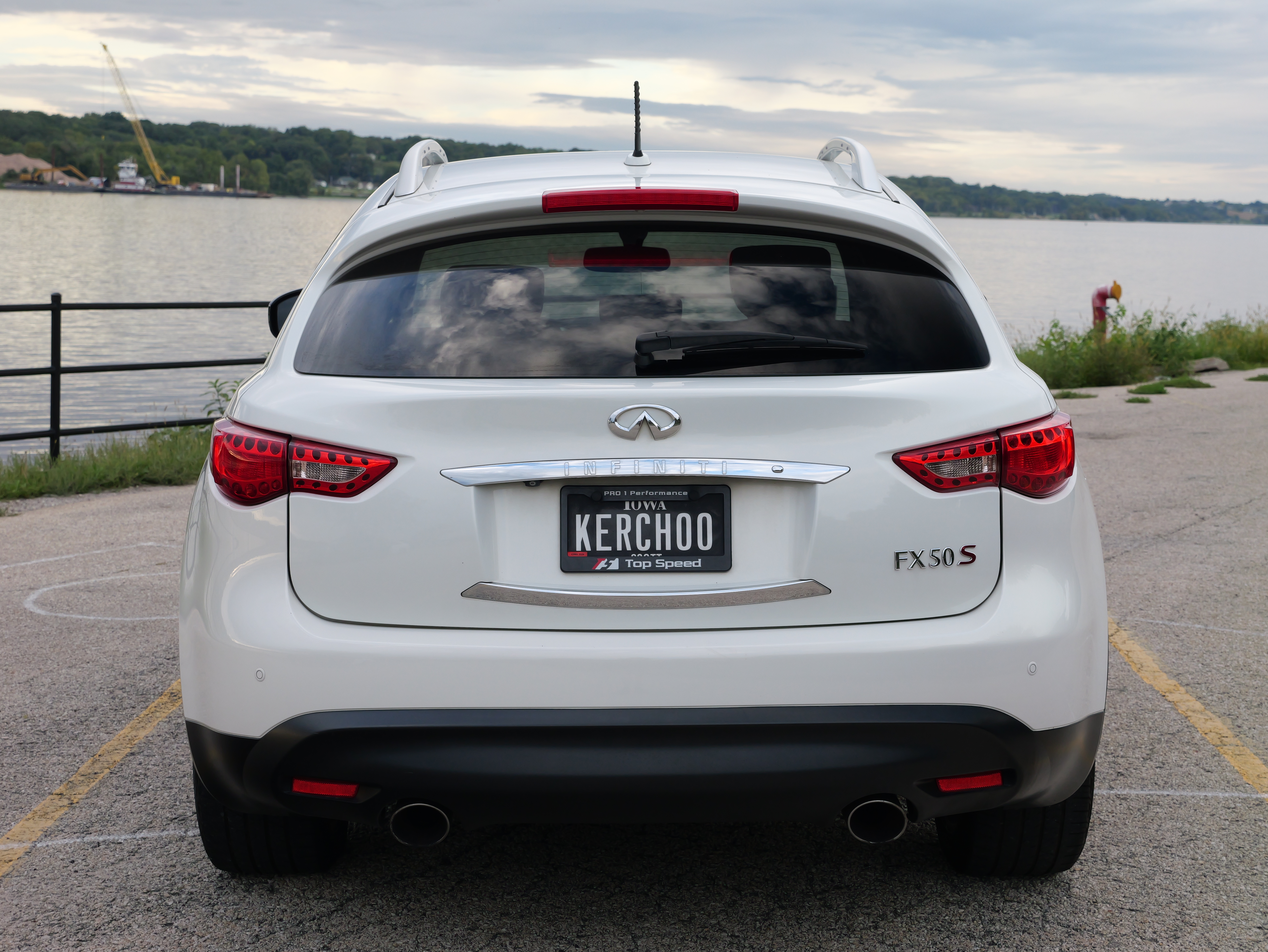 Used 2012 INFINITI FX50 AWD w/ Sport Pkg image 5