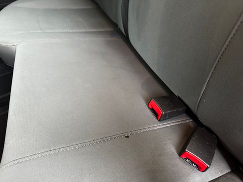 Used 2016 RAM 1500 Express image 14