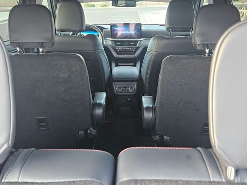 Used 2025 Ford Explorer ST image 11